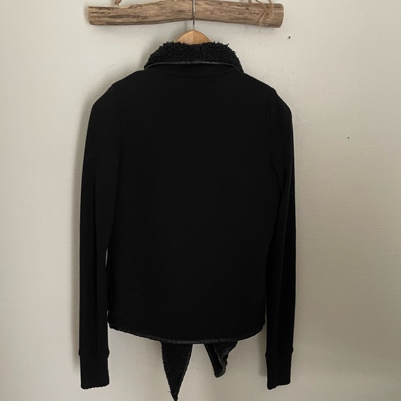 ABERCROMBIE & FITCH BLACK JACKET - Picture 3 of 5